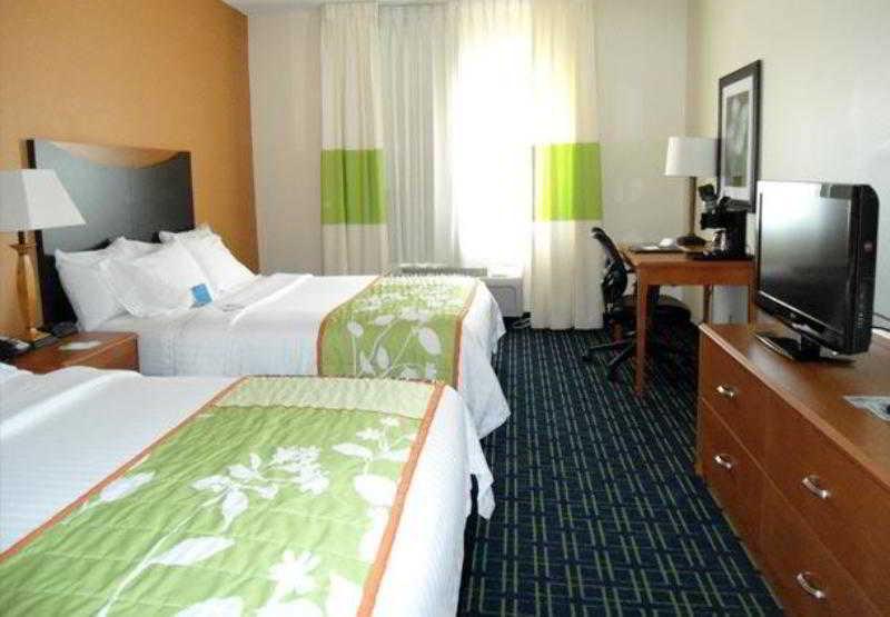 Fairfield Inn & Suites Lafayette Room photo